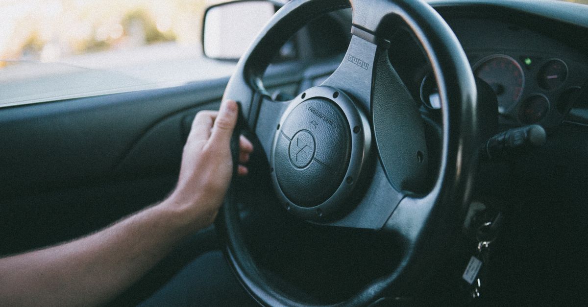 How to Choose a Manual Driving Instructor in Adelaide