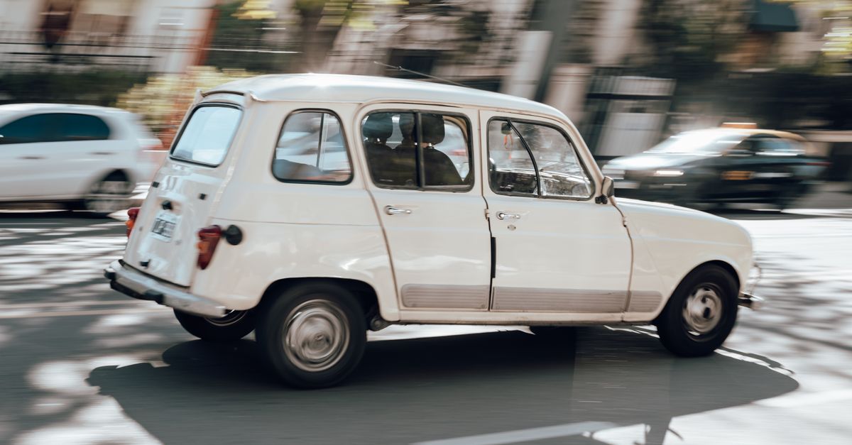 How to Evaluate Driving School Testimonials